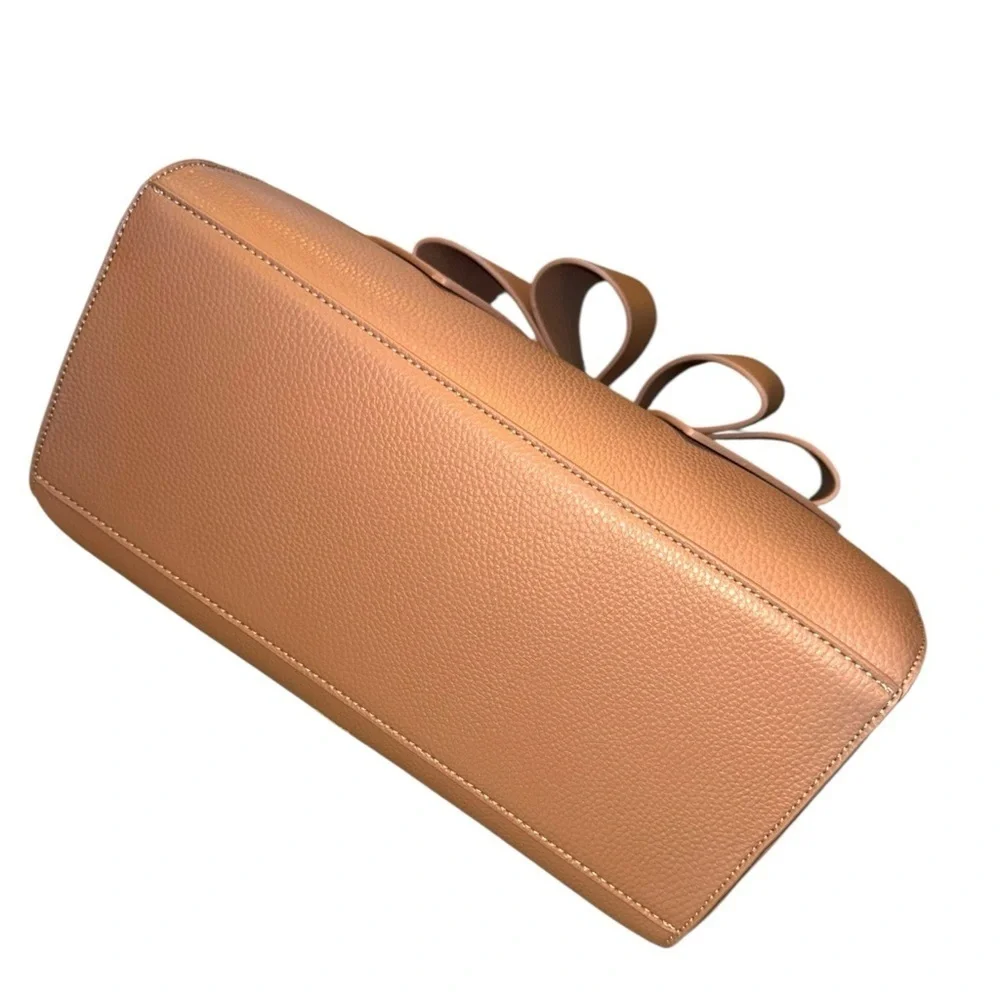 NEW Crossi Bow Bag